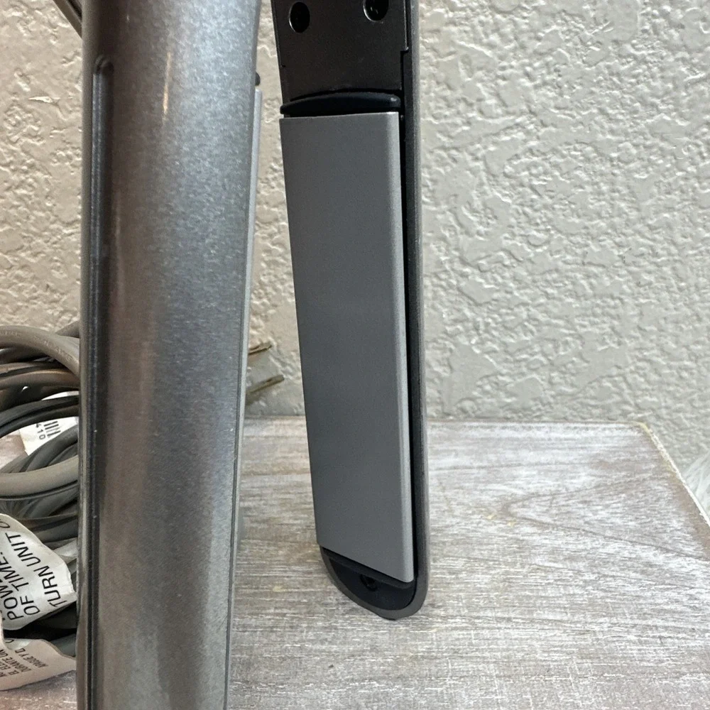 $36 🌙 BaByliss PRO Titanium Extreme Flat Iron Silver Tested Works 1 Inch